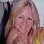 Diereba - Swingerclub in Leinach Profil von Diereba, 40 Jahre, Swingerclub in Leinach (Bayern)
