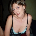 Nelle - Swingerclub in Böbing Profil von Nelle, 25 Jahre, Swingerclub in Böbing (Bayern)